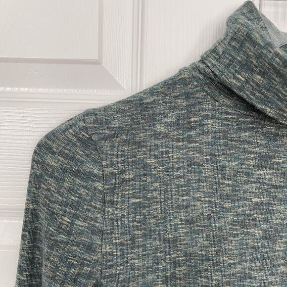 Madewell Turtleneck Long Sleeve Tee in Nighttime - Picture 2 of 6